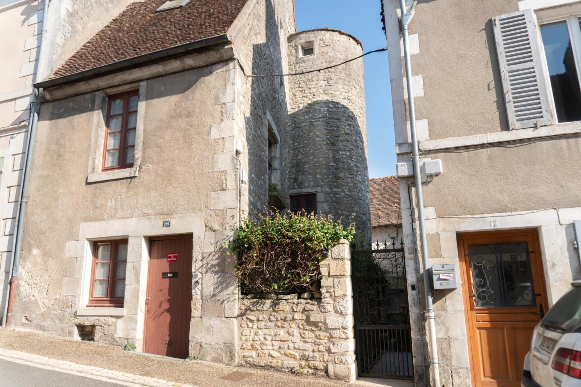 Appartement Meneau La Charité-sur-Loire Dış mekan fotoğraf